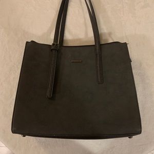 BY 2, GET 1 FREEEEE⚡️David Jones - Tote purse